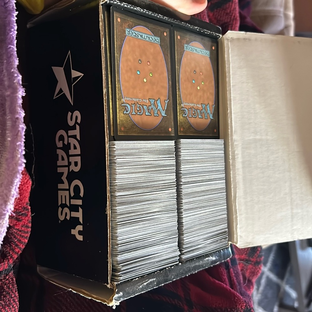 Gold Collection 1000 Assorted Magic: The Gathering Cards
